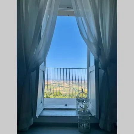Cortona: Uno Sguardo Sull'infinito * Cortona
