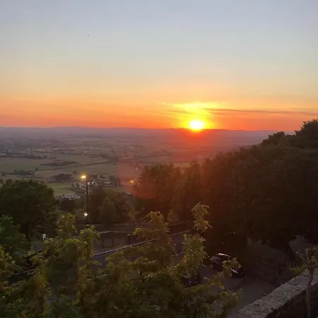Cortona: Uno Sguardo Sull'infinito Cortona
